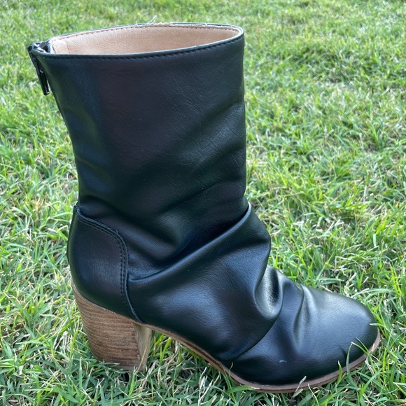 Womens Booties - Picture 5 of 8